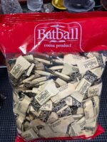 شکلات 3 گرمی بتبال مدل کاکائویی شیرین (بسته 1 کیلو گرمی) - تصویر 3